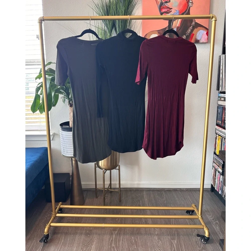 Bundle of 3 Everyday Essential Dresses - Size Large - Picture 3 of 11